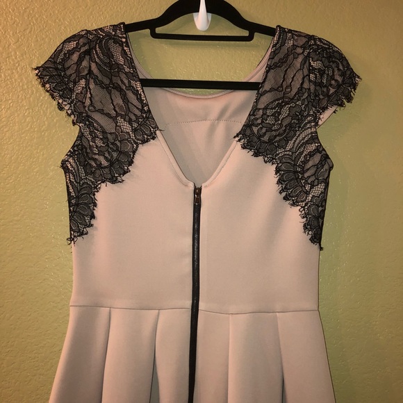 HP - Betsey Johnson Dress - Picture 5 of 7